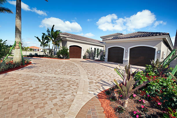 Best Professional Driveway Pavers  in Ligonier, IN